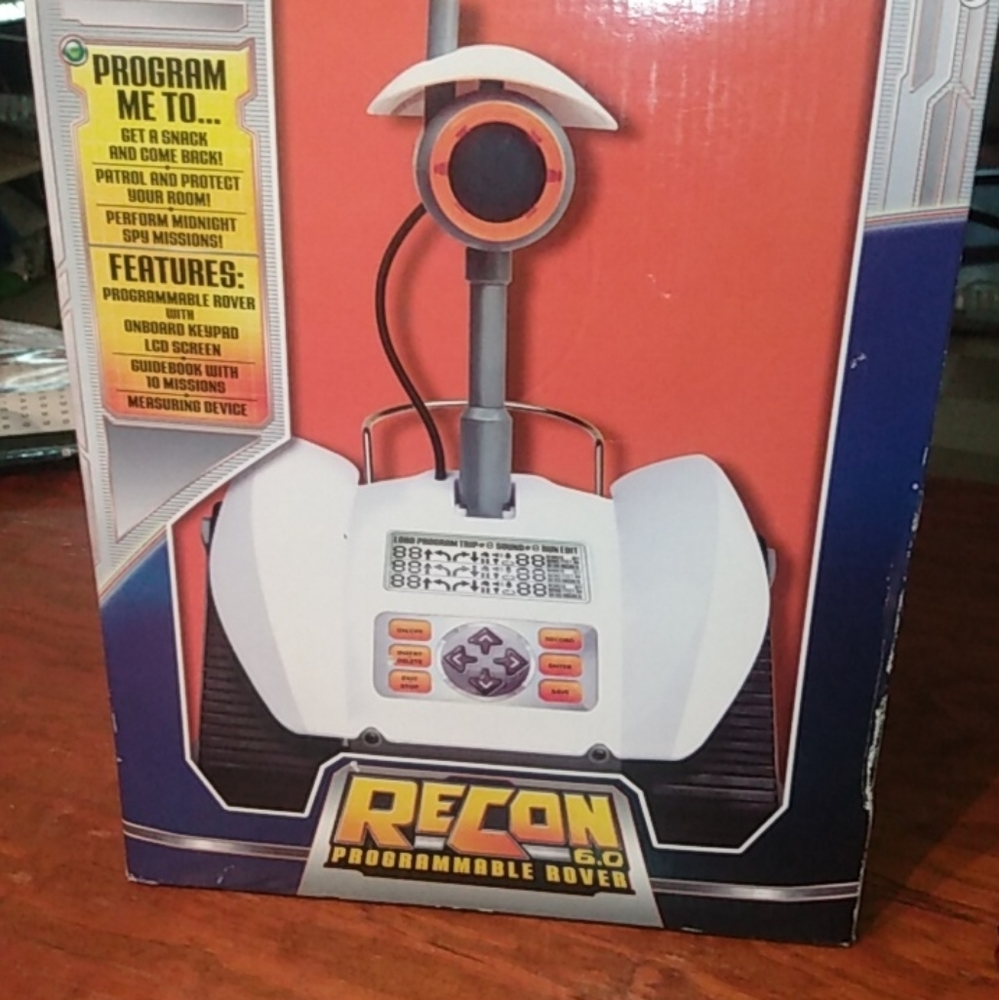 Learning toy robot